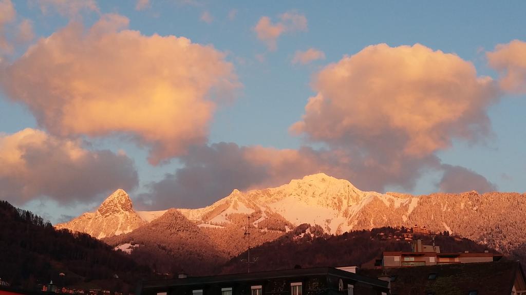 Bnb Belalp Montreux Exteriér fotografie